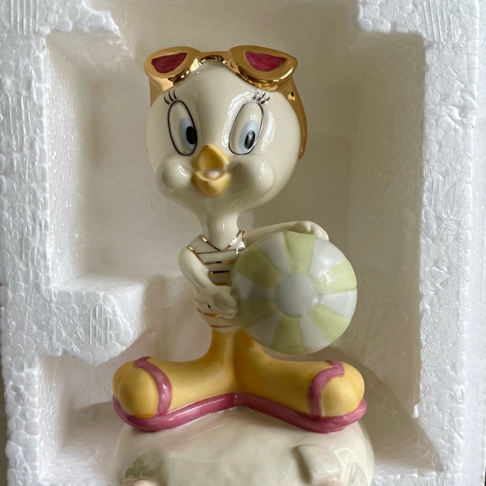 Lenox ‘Sun ‘n Fun’ Tweety Collectible